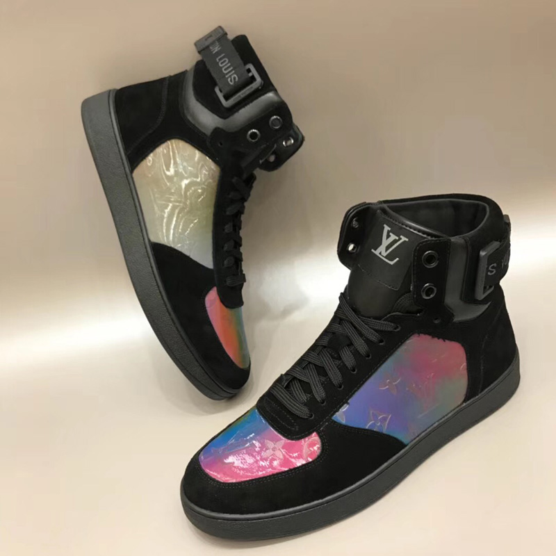 1A5I48 LV RIVOLI 運(yùn)動鞋 彩虹色 Monogram帆布男鞋 黑色