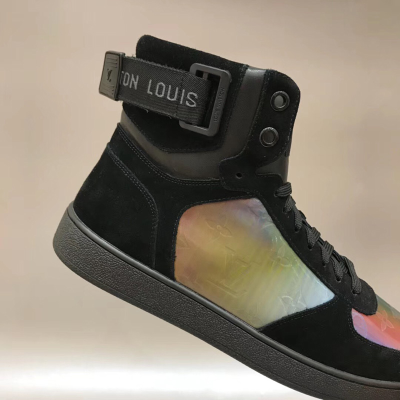 1A5I48 LV RIVOLI 運(yùn)動鞋 彩虹色 Monogram帆布男鞋 黑色