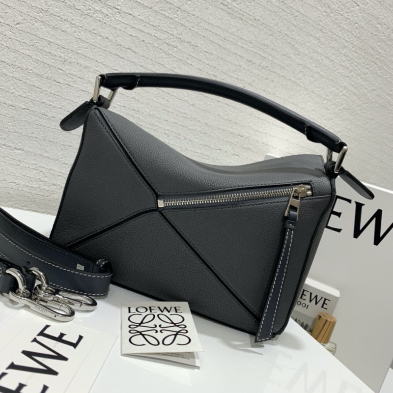 322 LOEWE羅意威 Puzzle small Bag 小號羅意威幾何包 灰色