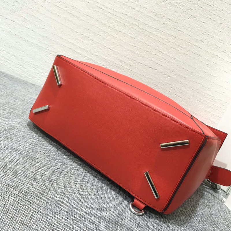 322 LOEWE羅意威 Puzzle Bag 中號羅意威幾何包 大紅