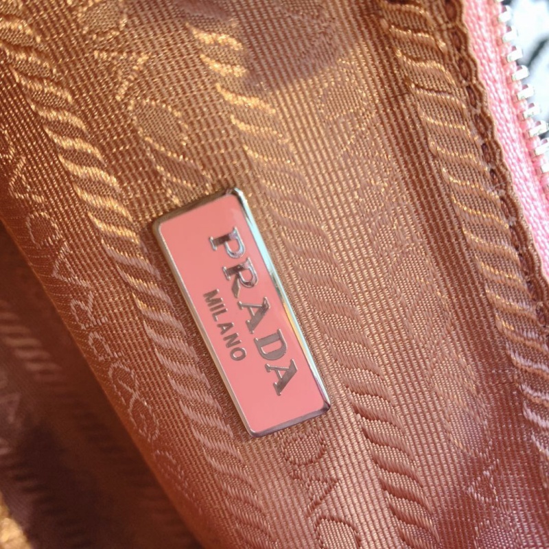 1BH204 Prada Re-Edition 2005 尼龍單肩包 普拉達(dá)三合一 粉色