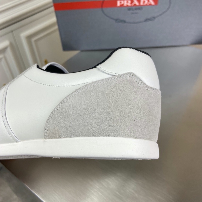 4E3463 Prada皮革和織物運動鞋 普拉達2020新款休閑運動鞋 白色