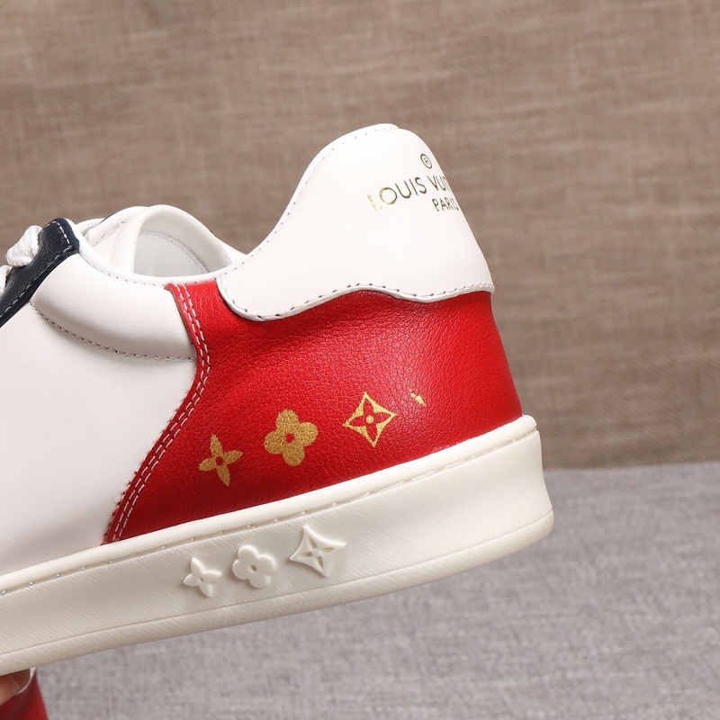 1A5HW5 LV Rivoli 運動鞋 小牛皮配Monogram帆布男鞋 LV板鞋 白色