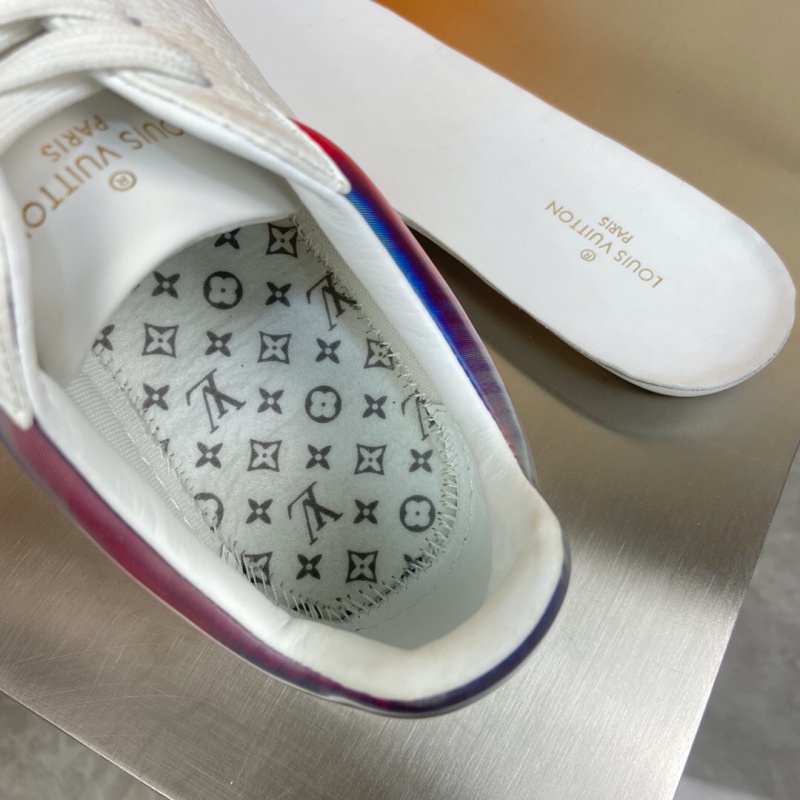 1A7S7O LV LUXEMBOURG 運動鞋 虹彩織物男鞋 LV板鞋 白色