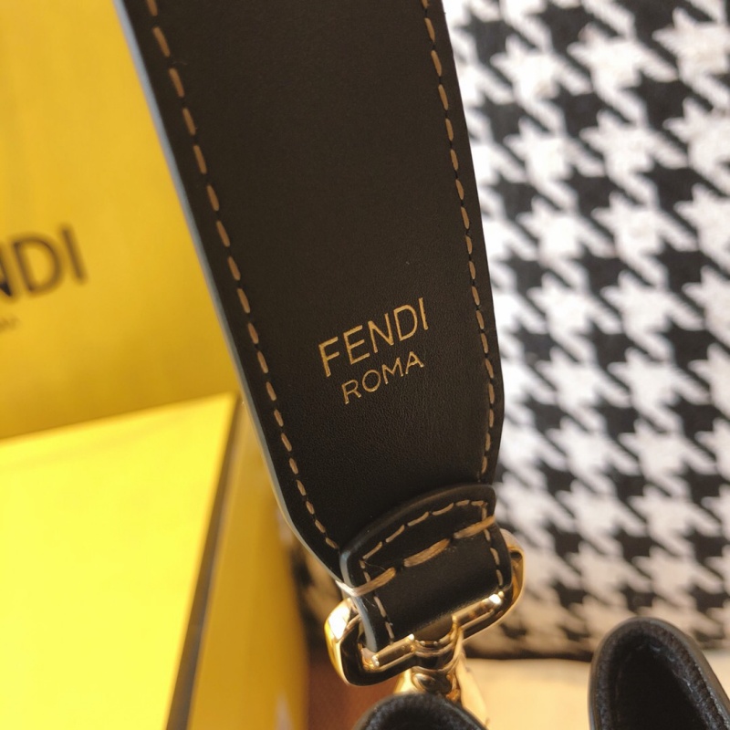 8BS010 Fendi Mon Tresor小號水桶手袋 芬迪迷你水桶包 黑色