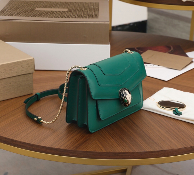 Bvlgari寶格麗 Serpenti Forever系列女包 小號 寶格麗蛇頭包 祖母綠