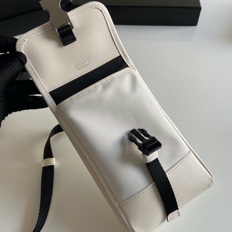 2ZH109 Prada 尼龍和Saffiano 皮革手機包 普拉達手機包 白色