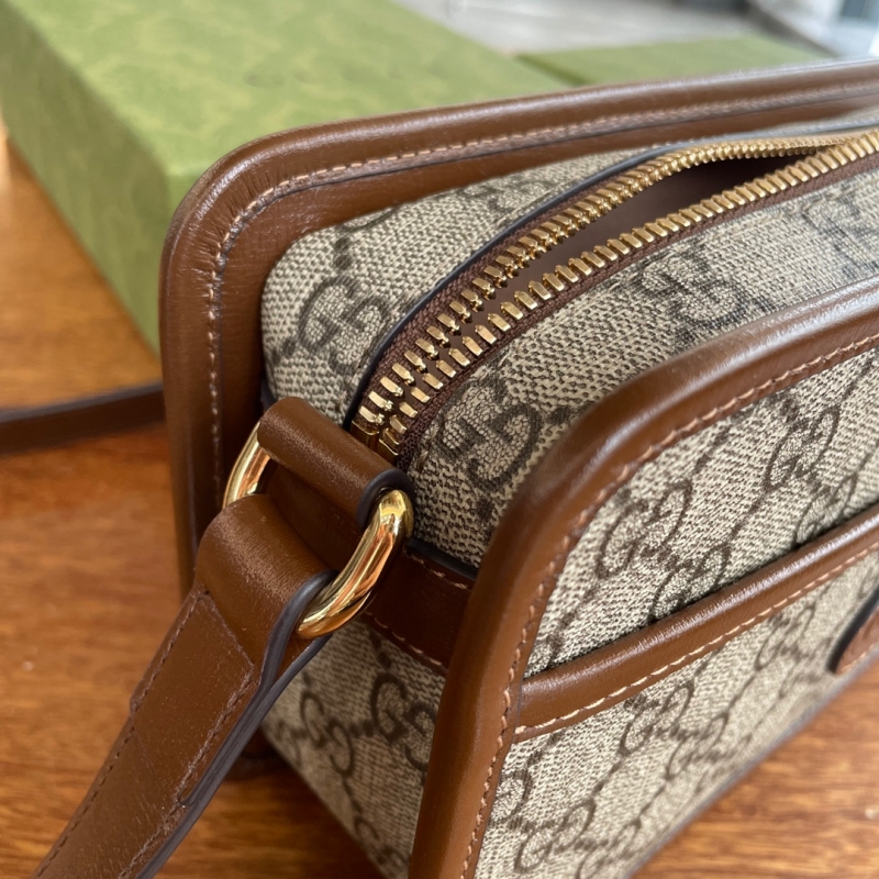 658572 Gucci 飾互扣式雙G迷你手袋 Gucci復古相機包 烏木色