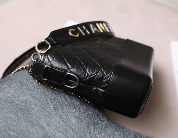 香奈兒Gabrielle Bag流浪包 Gabrielle流浪包寬handle大號(hào) 黑色