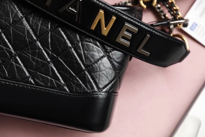 香奈兒Gabrielle Bag流浪包 Gabrielle流浪包寬handle大號(hào) 黑色