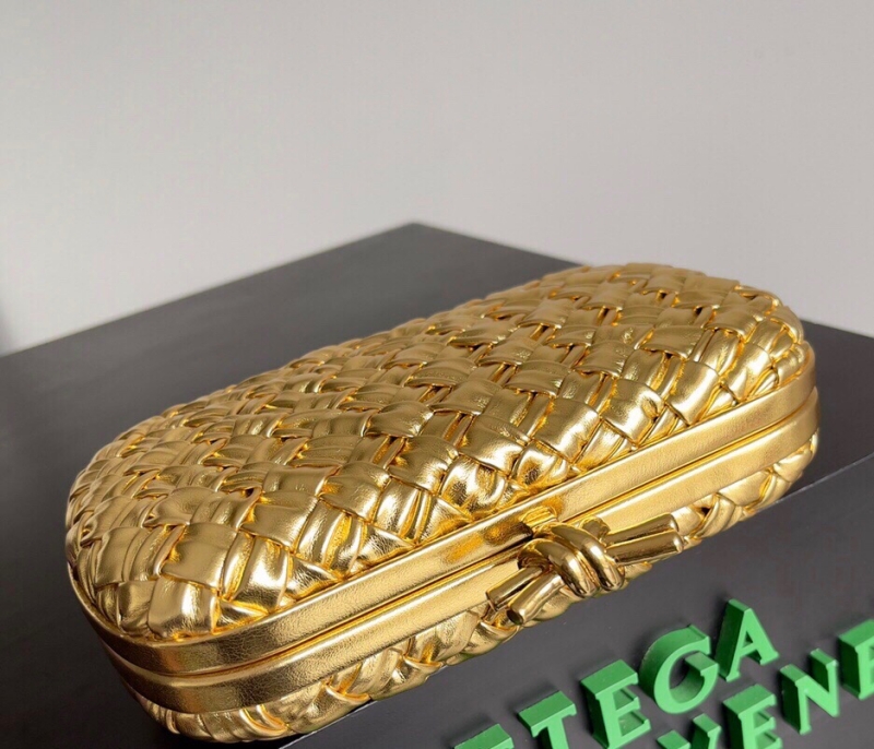 Bottega Veneta 寶緹嘉 Foulard Intreccio編織皮革晚裝包 BV晚宴包 金色