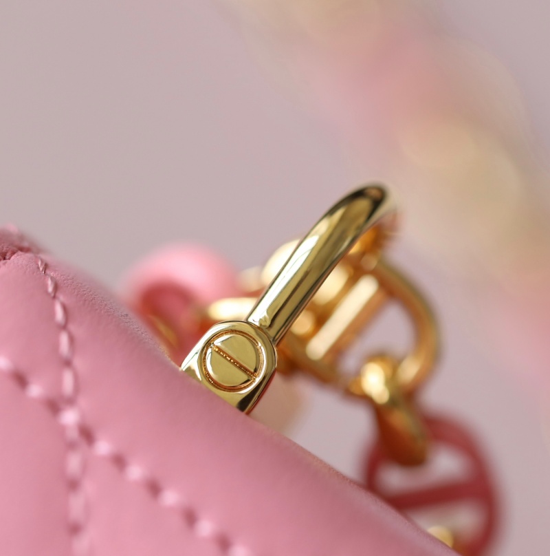 S5169 迪奧Dior Miss Caro 迷你鏈條手袋 羊皮革超大藤格紋 粉色