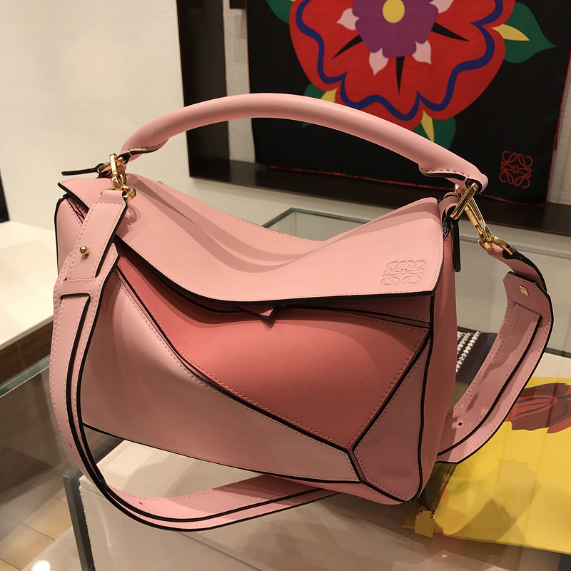 Loewe 羅意威 2017新款 Puzzle配色手袋 女士肩背斜挎包 粉紅