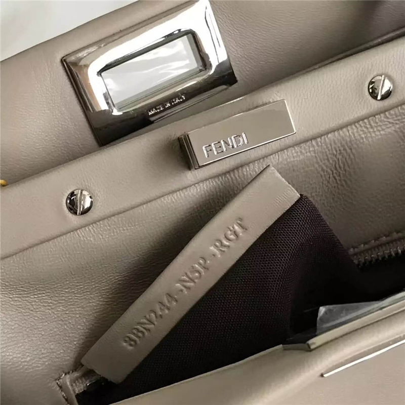 2590 FENDI 芬迪 軟羊皮革手提包 兩個內袋 金屬配件 淺灰色