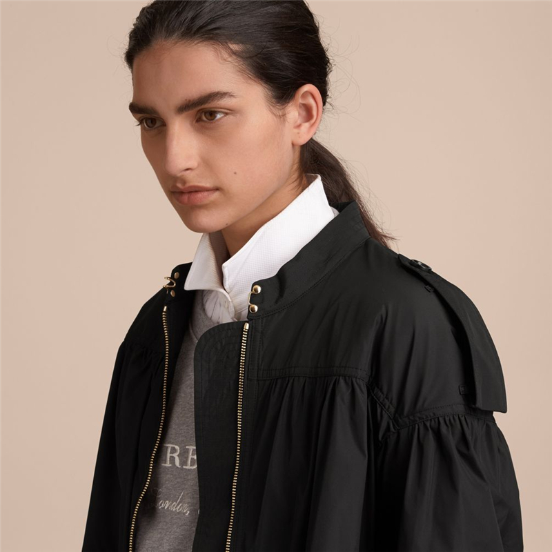 40545141 Burberry巴寶莉 輕便褶飾大衣 女士中長款風(fēng)衣 黑色