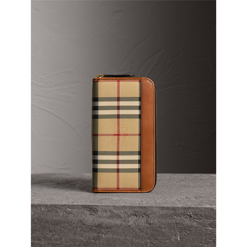 39784291 巴寶莉 Horseferry 格紋 全拉鏈 小號 錢夾 棕褐色