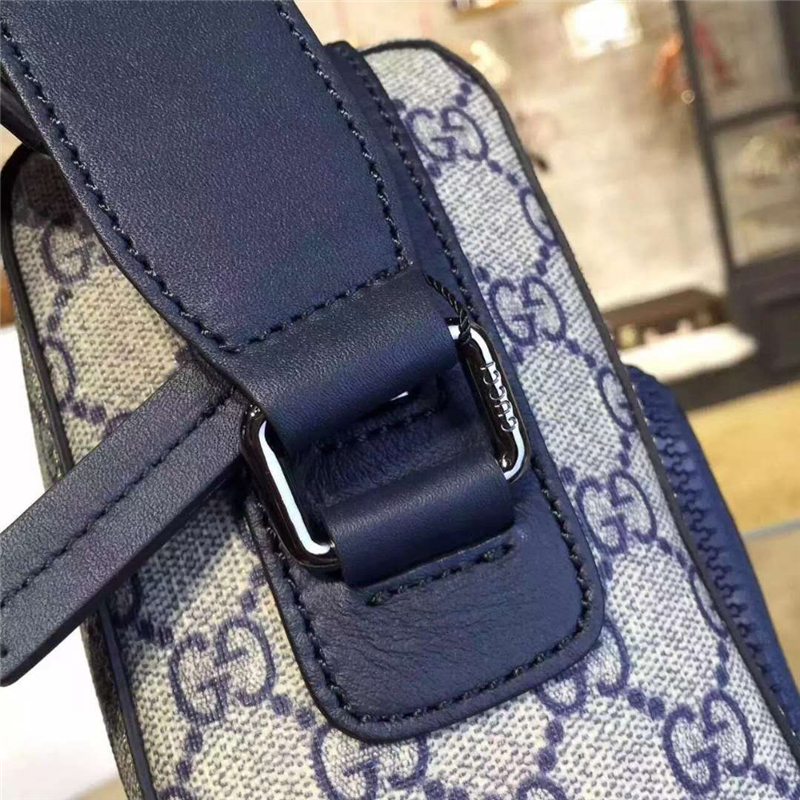 429018 GUCCI 經典GG印花 防水材質 單肩斜挎男包 灰白色藍帶