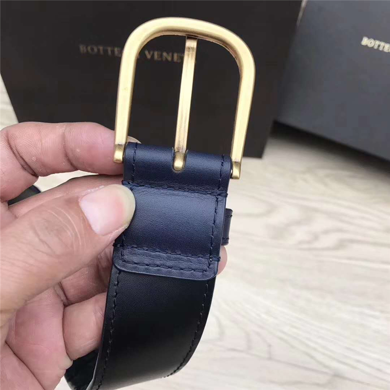 2408934 BV寶緹嘉 2017新款 金色針扣 手工編織 休閑皮帶 藏藍色