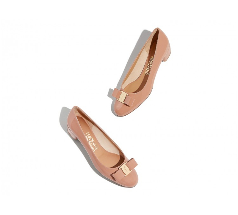 676576 Ferragamo菲拉格慕 VARA 低跟 漆皮高跟鞋 藕色