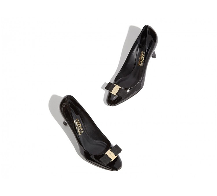 685230 Ferragamo菲拉格慕 VARA 漆皮 蝴蝶結高跟鞋 黑色
