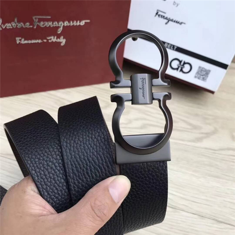 Ferragamo菲拉格慕 雙面原版皮 男士正裝腰帶 商務休閑款 荔枝紋黑扣
