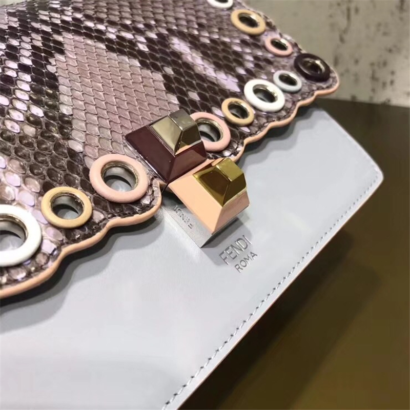 381 FENDI芬迪 KANI手袋 玻璃鉚釘 芬迪女包 蛇包 斜背包包