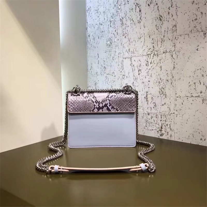 381 FENDI芬迪 KANI手袋 玻璃鉚釘 芬迪女包 蛇包 斜背包包