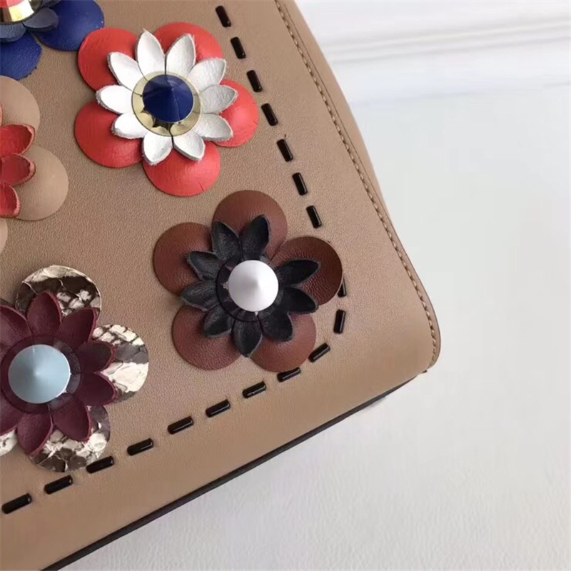 8293B FENDI女包 芬迪包包 DOTCOM系列 小牛皮手袋 內含手拿包