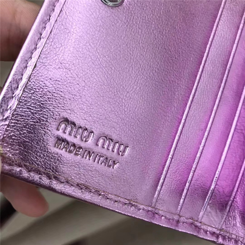 5MV204 MIUMIU 專柜新款 手工珠刺繡 亮片口袋小錢夾 紫色