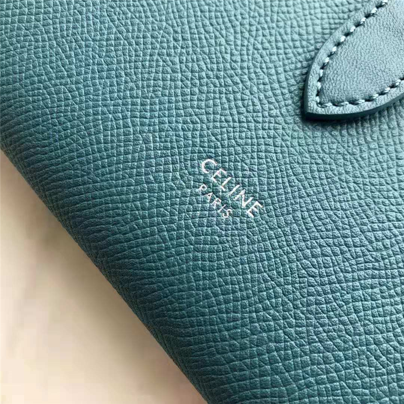 10B643 Celine賽琳 Strap錢包 粒面小牛皮 中號 Celine錢包 湖綠色