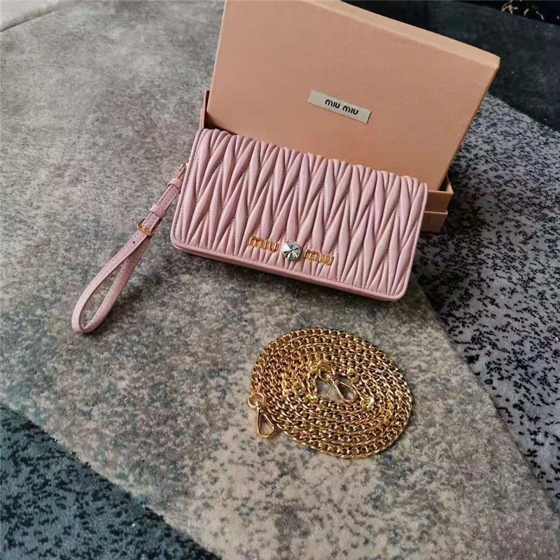 5ZH029 MiuMiu專柜新款 小羊皮 繆繆翻蓋鏈條小包 粉色