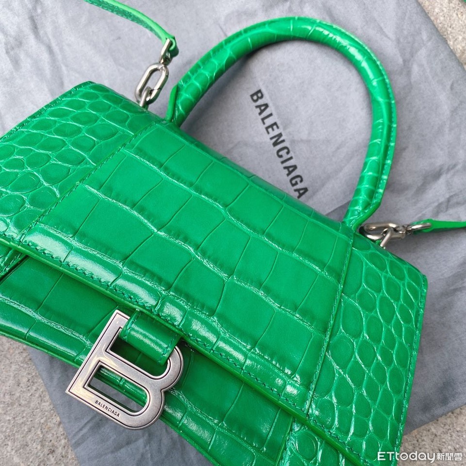 ▲▼BALENCIAGA 。 (圖/記者鮑璿安攝) ▲▼BALENCIAGA 。 (圖/記者鮑璿安攝)